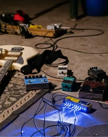 The First Time You Use a Distortion Pedal: What to Expect